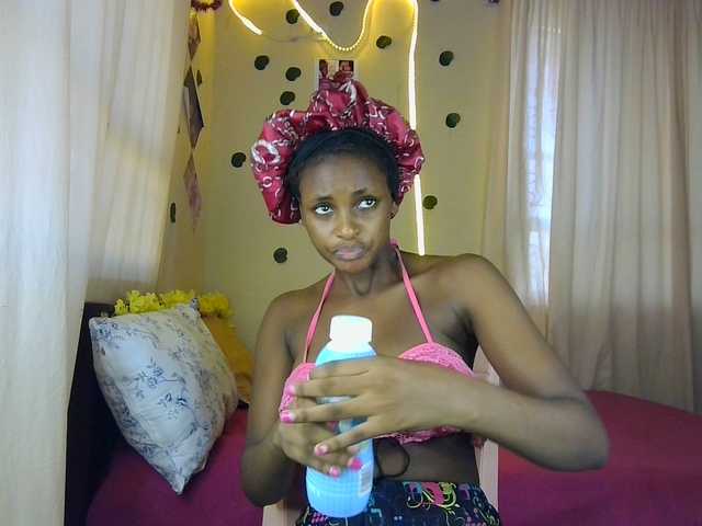 Ambrosiana's BongaCams show and profile