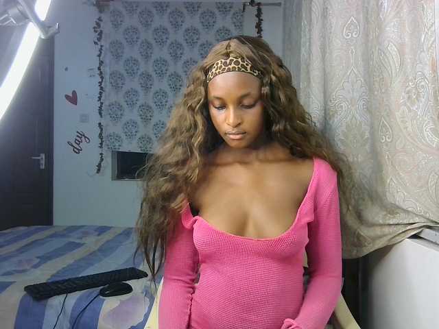 Ambrosiana's BongaCams show and profile