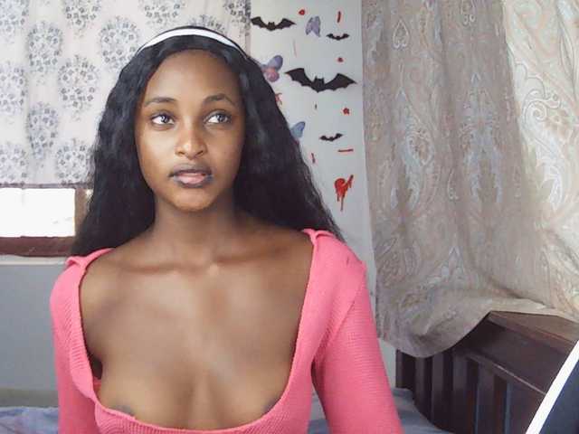 Ambrosiana's BongaCams show and profile