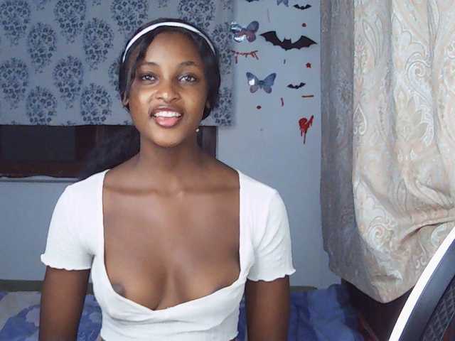 Ambrosiana's BongaCams show and profile