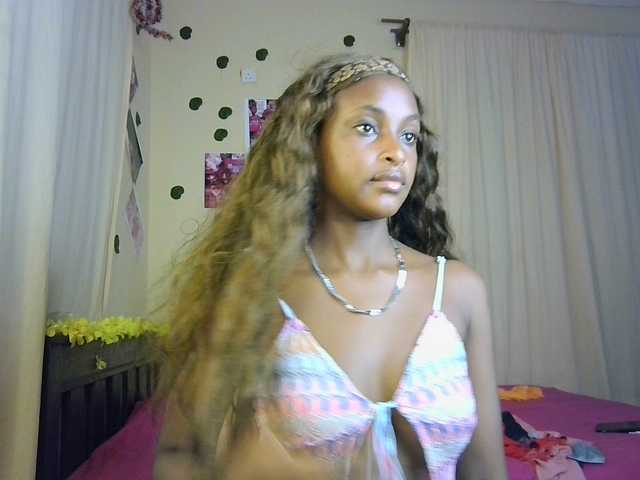 Ambrosiana's BongaCams show and profile