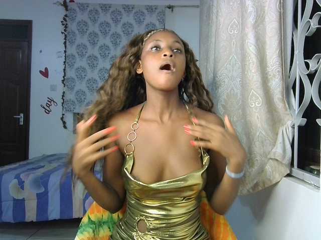 Ambrosiana's BongaCams show and profile