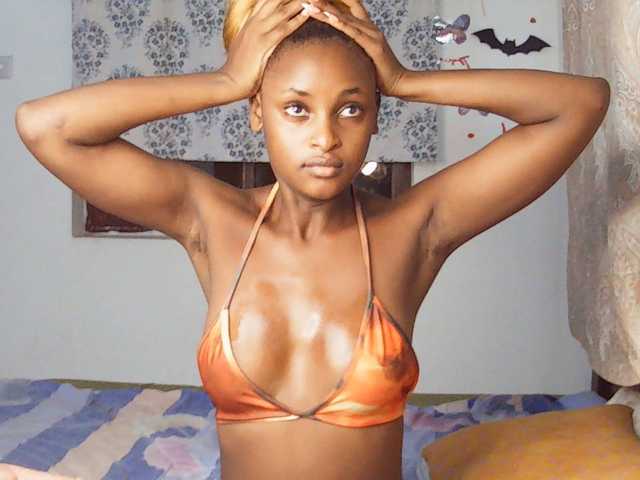 Ambrosiana's BongaCams show and profile