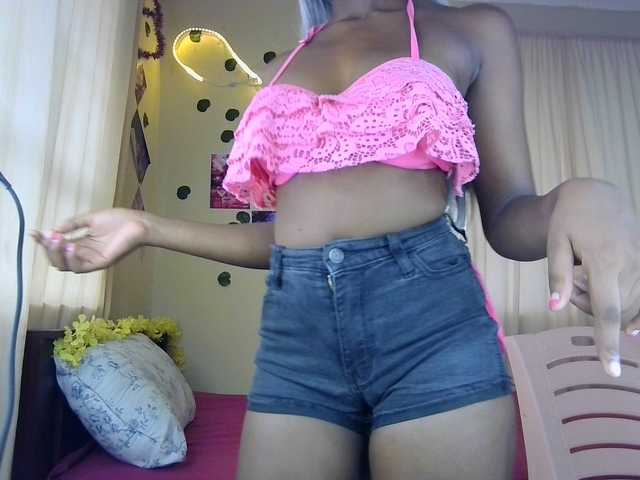 Ambrosiana's BongaCams show and profile