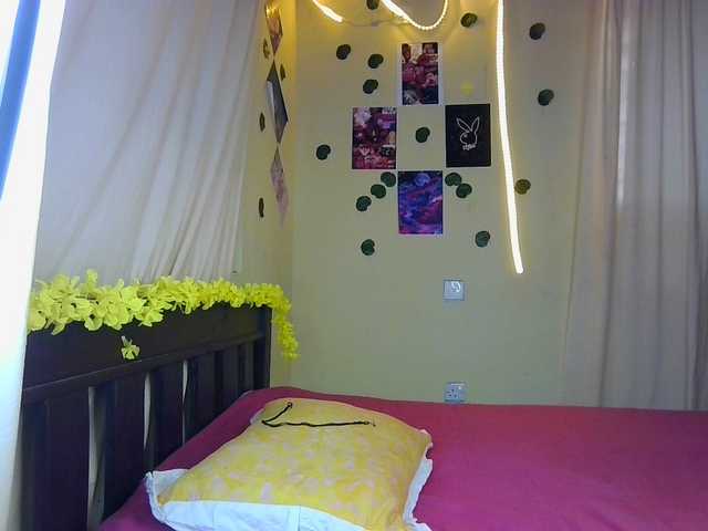 Ambrosiana's BongaCams show and profile