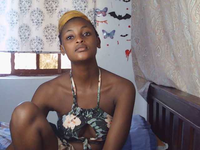 Ambrosiana's BongaCams show and profile