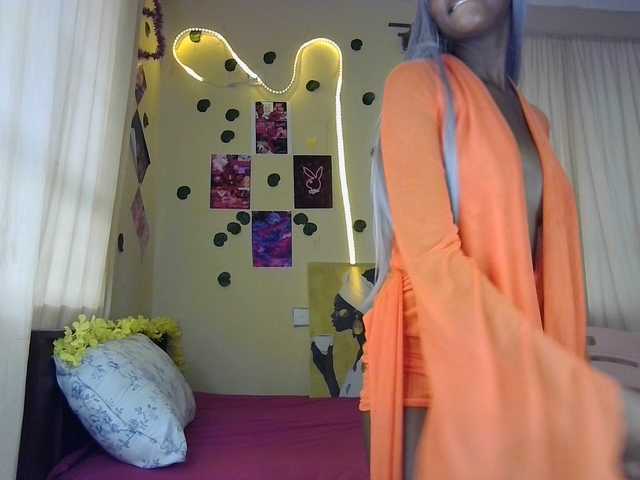 Ambrosiana's BongaCams show and profile