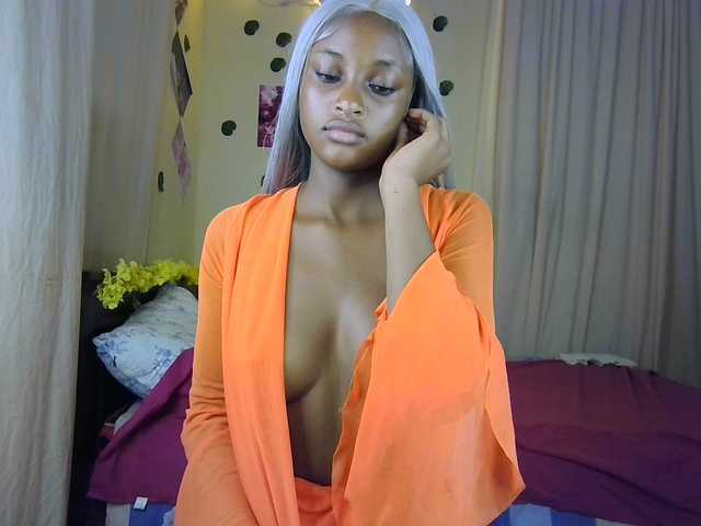 Ambrosiana's BongaCams show and profile