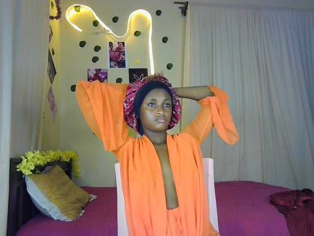 Ambrosiana's BongaCams show and profile