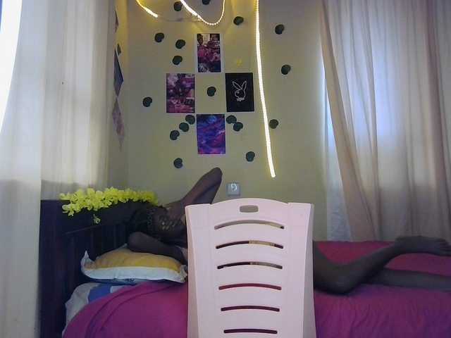 Ambrosiana's BongaCams show and profile