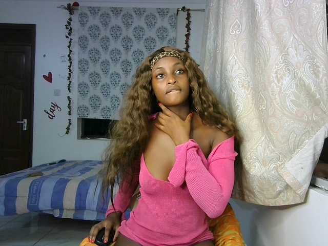 Ambrosiana's BongaCams show and profile