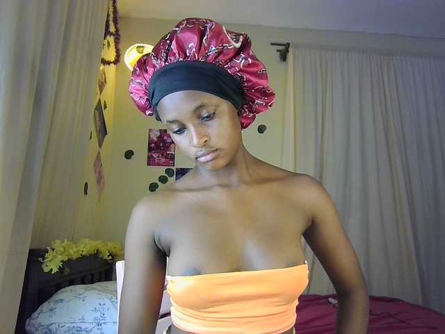 Ambrosiana's BongaCams show and profile