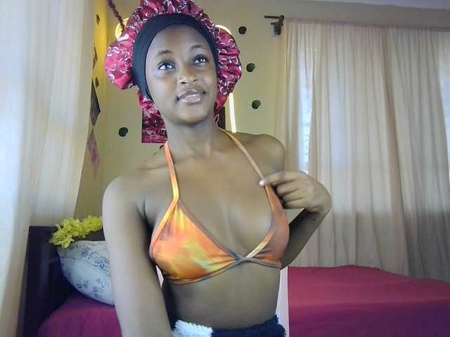 Ambrosiana's BongaCams show and profile