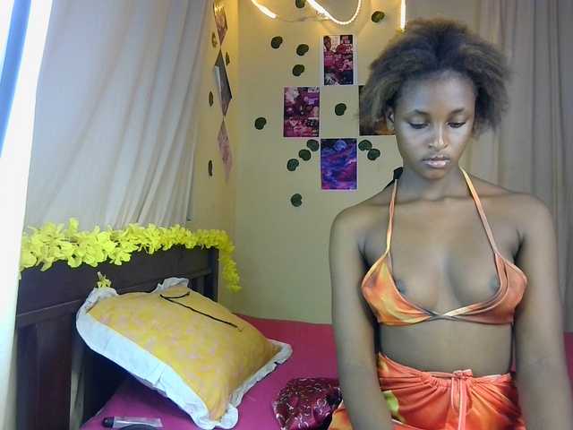 Ambrosiana's BongaCams show and profile