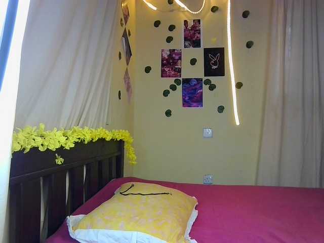 Ambrosiana's BongaCams show and profile