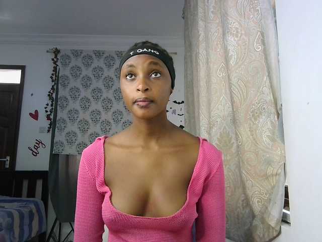 Ambrosiana's BongaCams show and profile