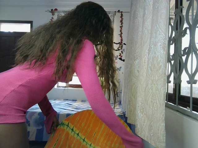 Ambrosiana's BongaCams show and profile