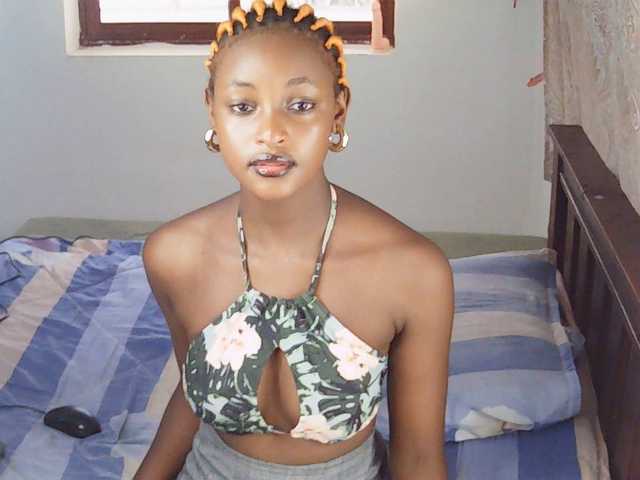 Ambrosiana's BongaCams show and profile