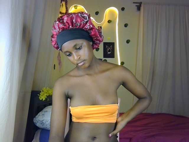 Ambrosiana's BongaCams show and profile