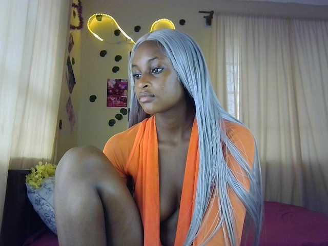 Ambrosiana's BongaCams show and profile