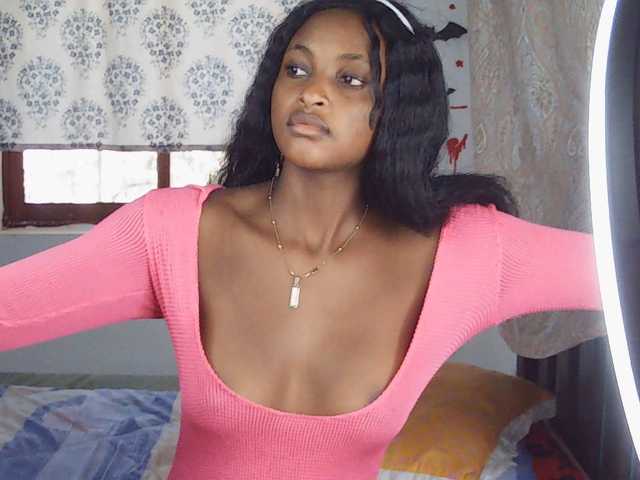 Ambrosiana's BongaCams show and profile