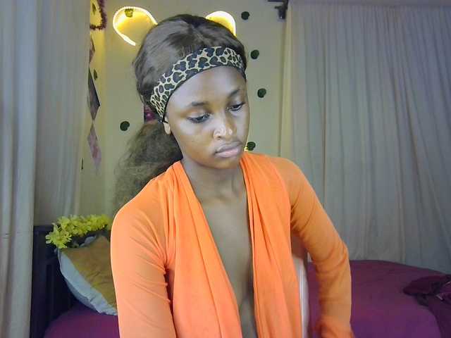 Ambrosiana's BongaCams show and profile