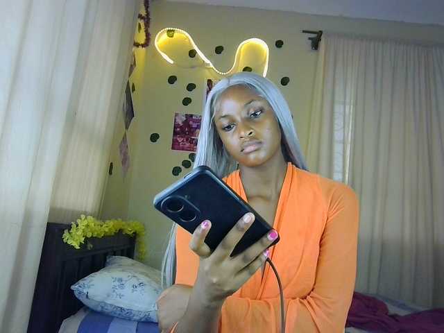 Ambrosiana's BongaCams show and profile