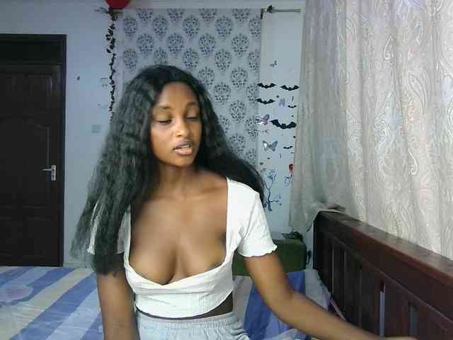 Ambrosiana Live Webcam on BongaCams