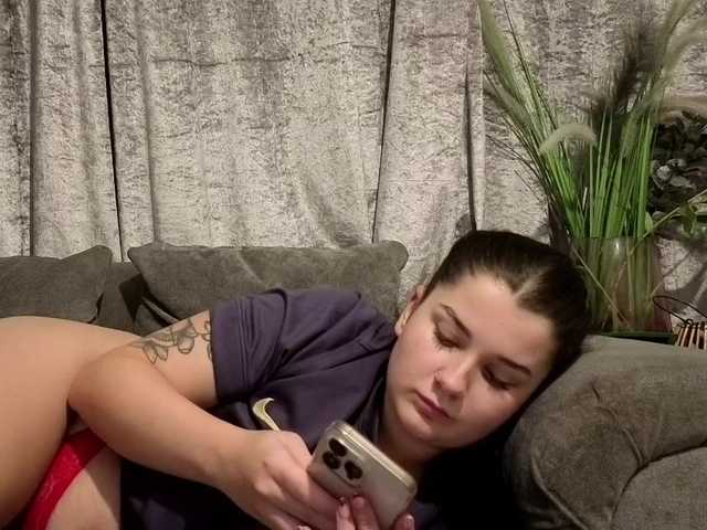 laceyblackx's Thumb Image