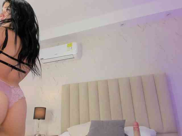 CriistalBlossom webcam