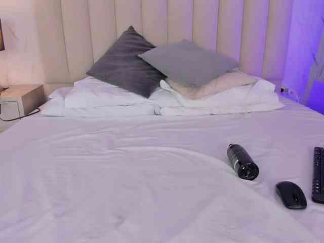 CriistalBlossom webcam