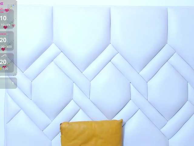 Amelia02's BongaCams show and profile