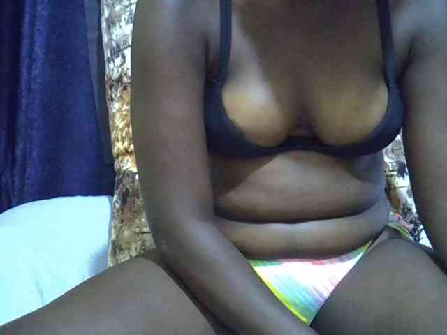 Africangoddess22 webcam