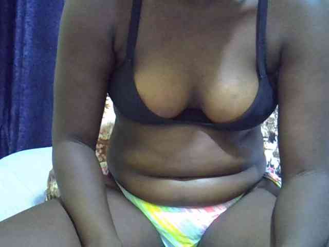 Africangoddess22 webcam