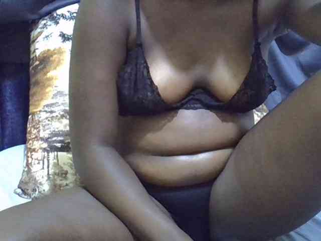 Africangoddess22 webcam
