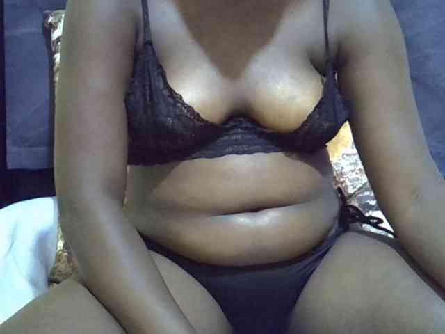 Africangoddess22 webcam