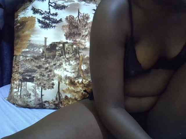 Africangoddess22 webcam