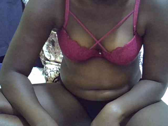 Africangoddess22 webcam