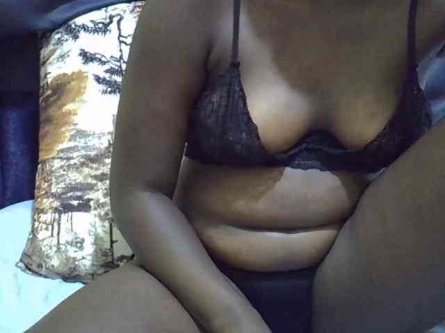 Africangoddess22 webcam