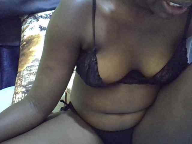 Africangoddess22 webcam