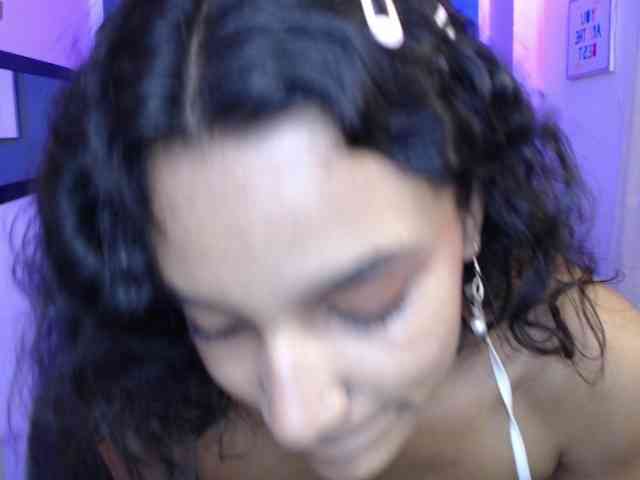 Nyxx-Velariia webcam