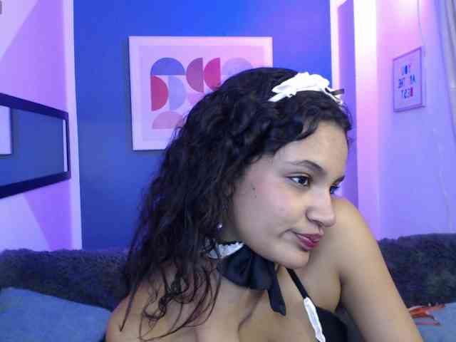 Nyxx-Velariia webcam
