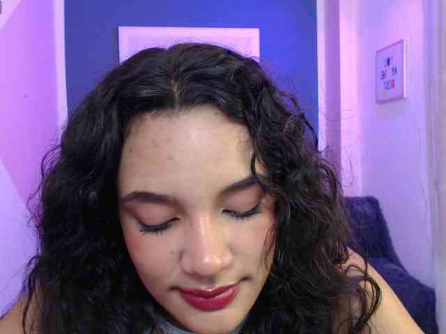 Nyxx-Velariia webcam