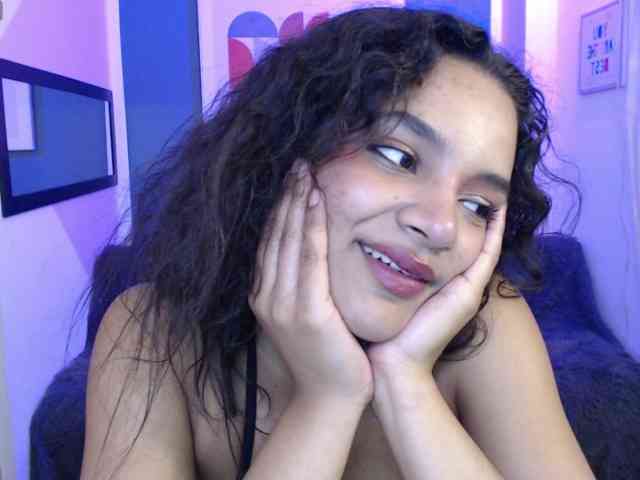 Nyxx-Velariia webcam