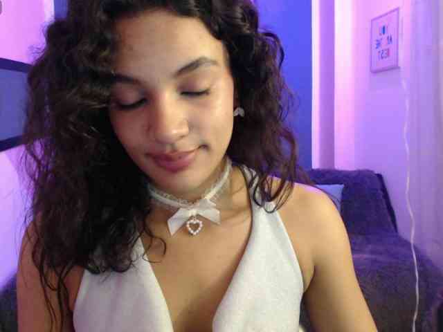 Nyxx-Velariia webcam