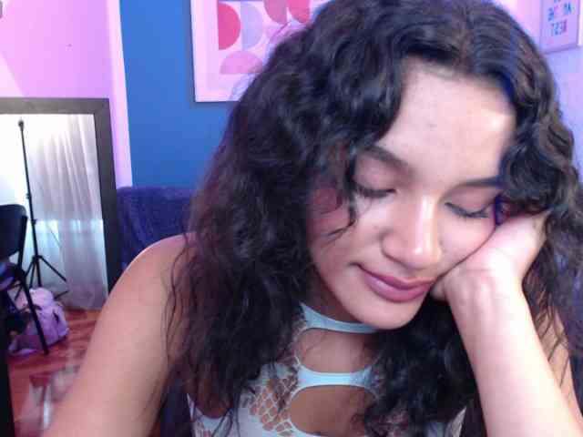 Nyxx-Velariia webcam