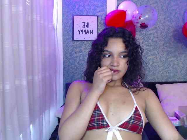 Nyxx-Velariia webcam