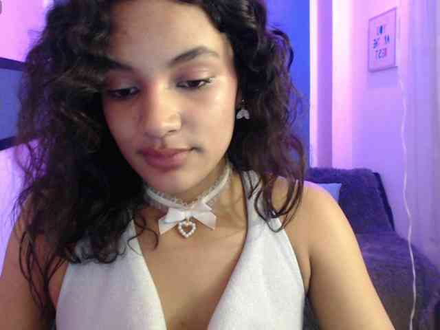 Nyxx-Velariia webcam