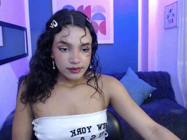 Nyxx-Velariia webcam