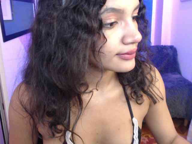 Nyxx-Velariia webcam